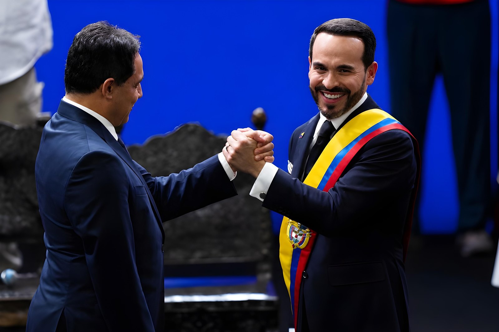 Posesión presidencial de Abelardo de la Espriella Abelardo de la Espriella con la banda presidencial durante su posesión
